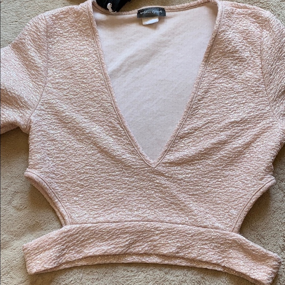 Cute sparkly mid sleeve top